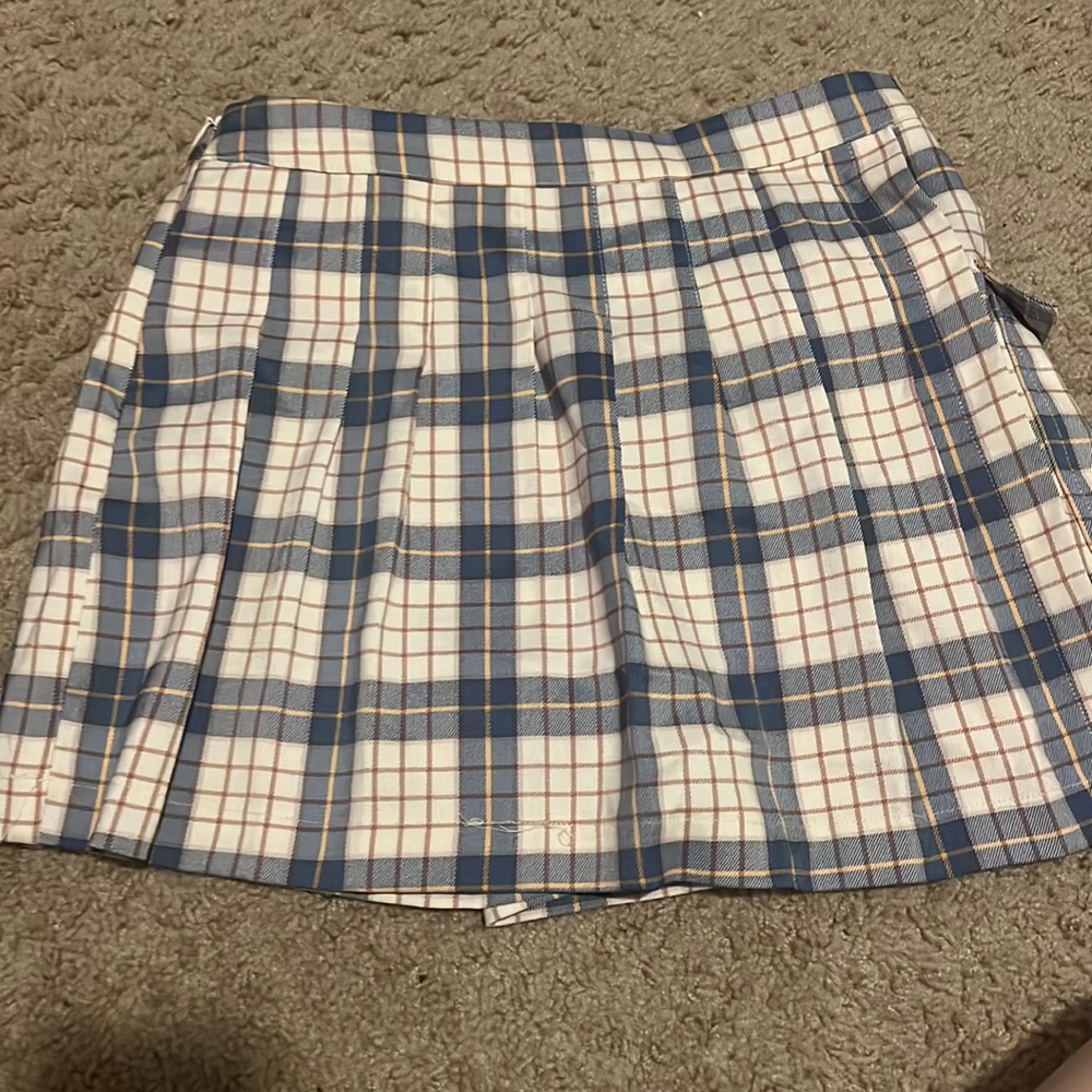 Forever 21 plaid skort! size medium!